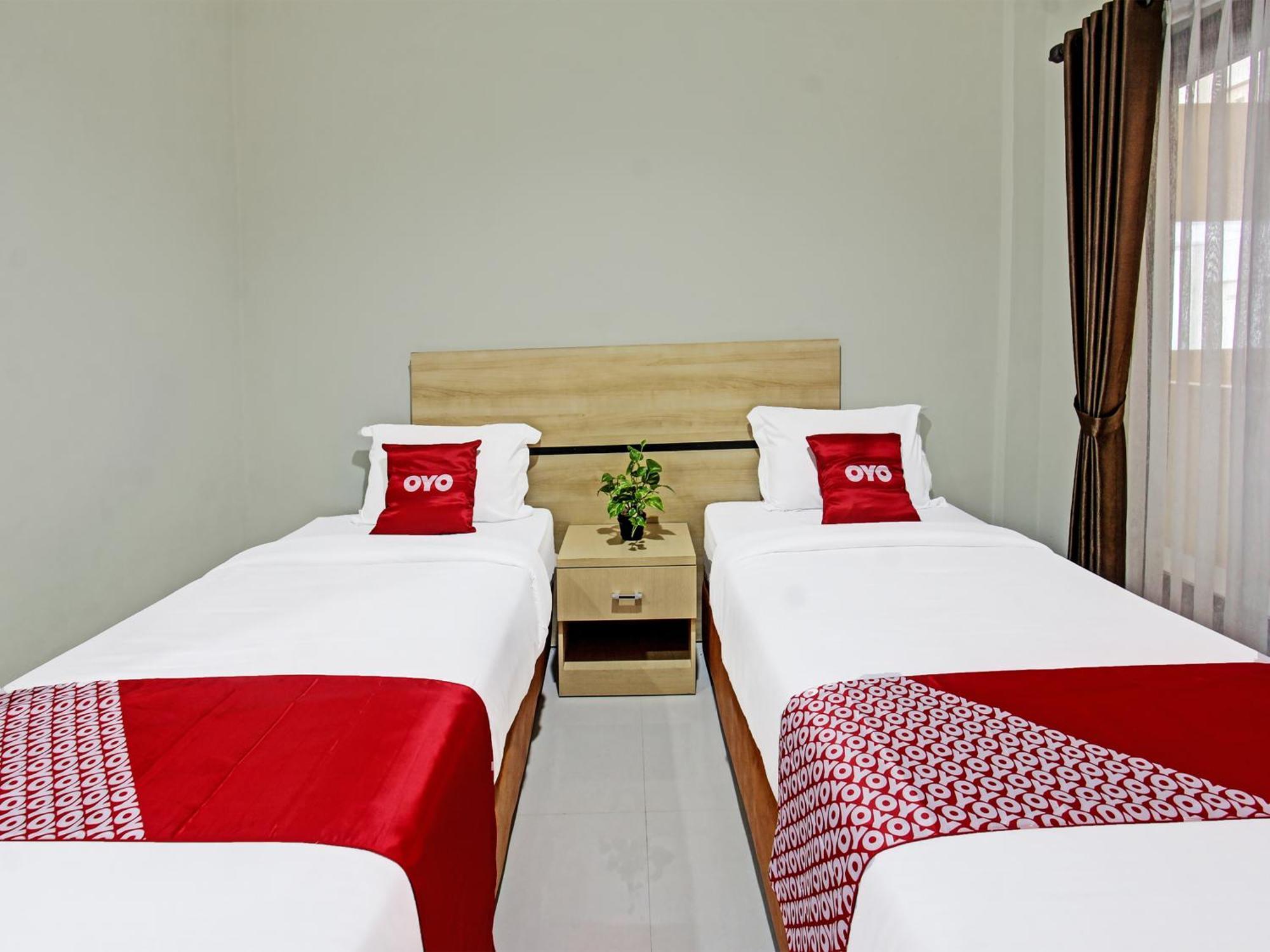 Oyo 91617 Hotel Mutiara Lombok Exteriör bild