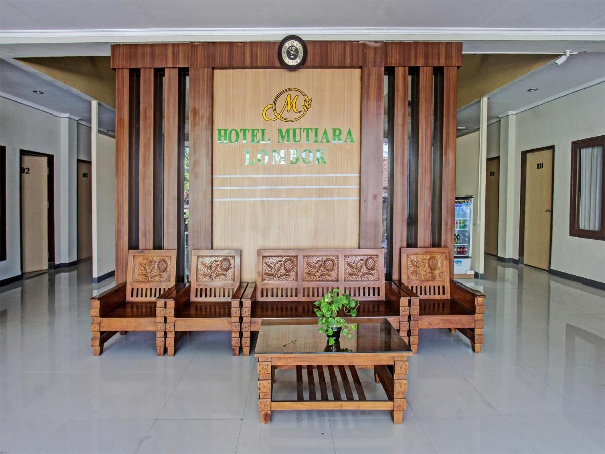 Oyo 91617 Hotel Mutiara Lombok Exteriör bild