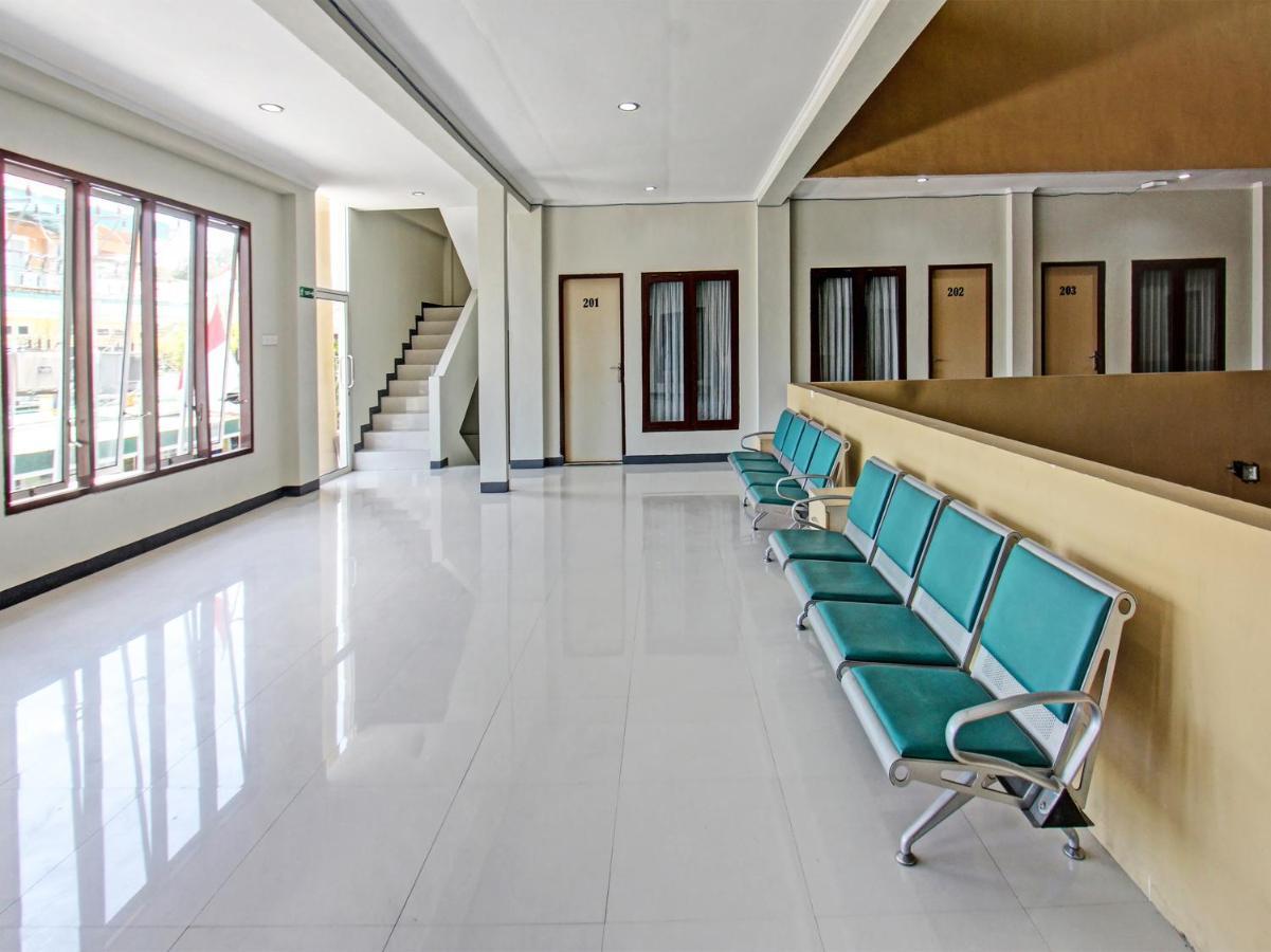Oyo 91617 Hotel Mutiara Lombok Exteriör bild